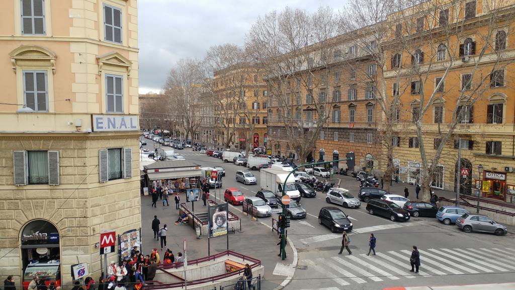 Luca'S Vatican Hospitality Roma Eksteriør bilde