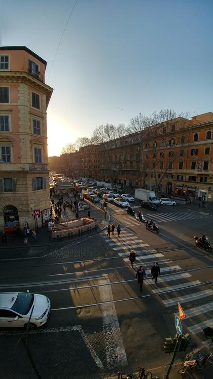 Luca'S Vatican Hospitality Roma Eksteriør bilde